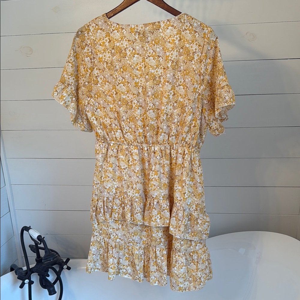 Forever 21 Yellow Floral Blouse - Picture 7 of 8
